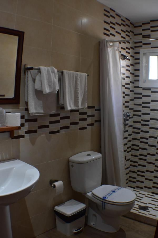 Hostal Alamare Seville Exterior photo